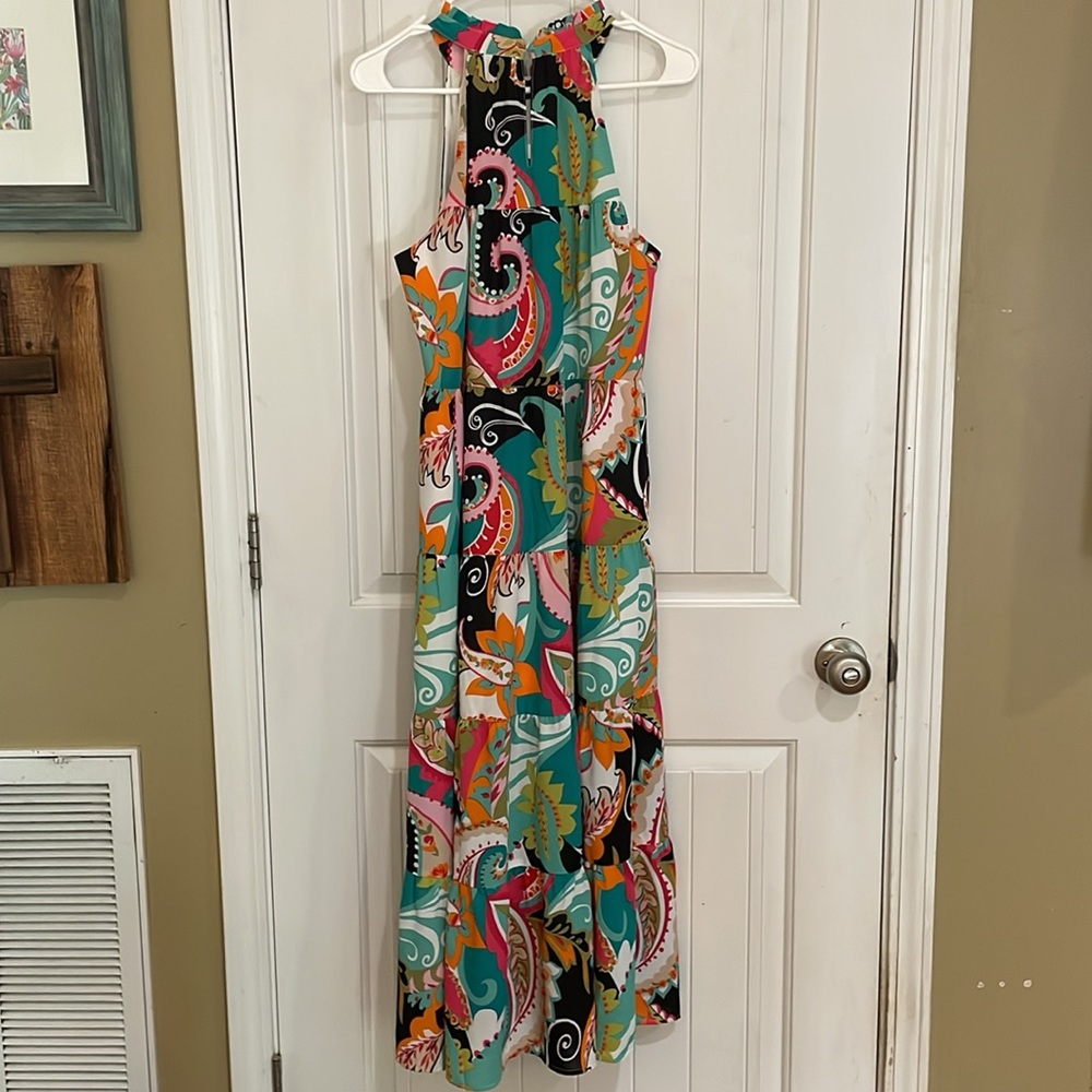 THML Colorful Patterned Maxi Dress size medium halter style no sleeves NWT - Picture 4 of 7